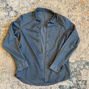 Men’s Lululemon long sleeve size Large